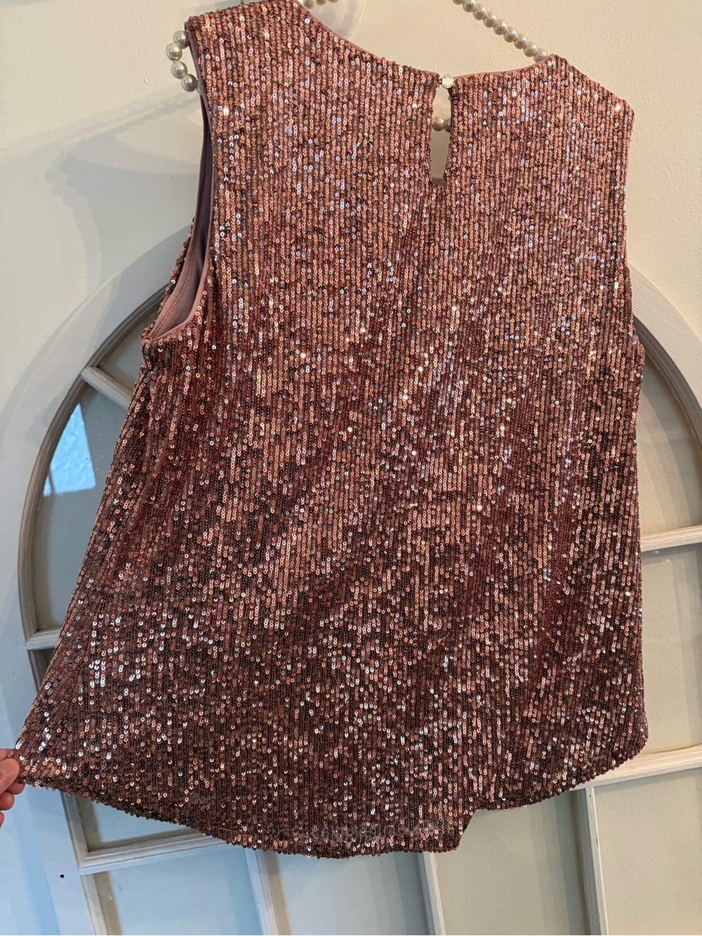 DKNY Rose Gold Sequin Blouse top Women’s Large with keyhole in the back. Shimmer - Picture 2 of 7